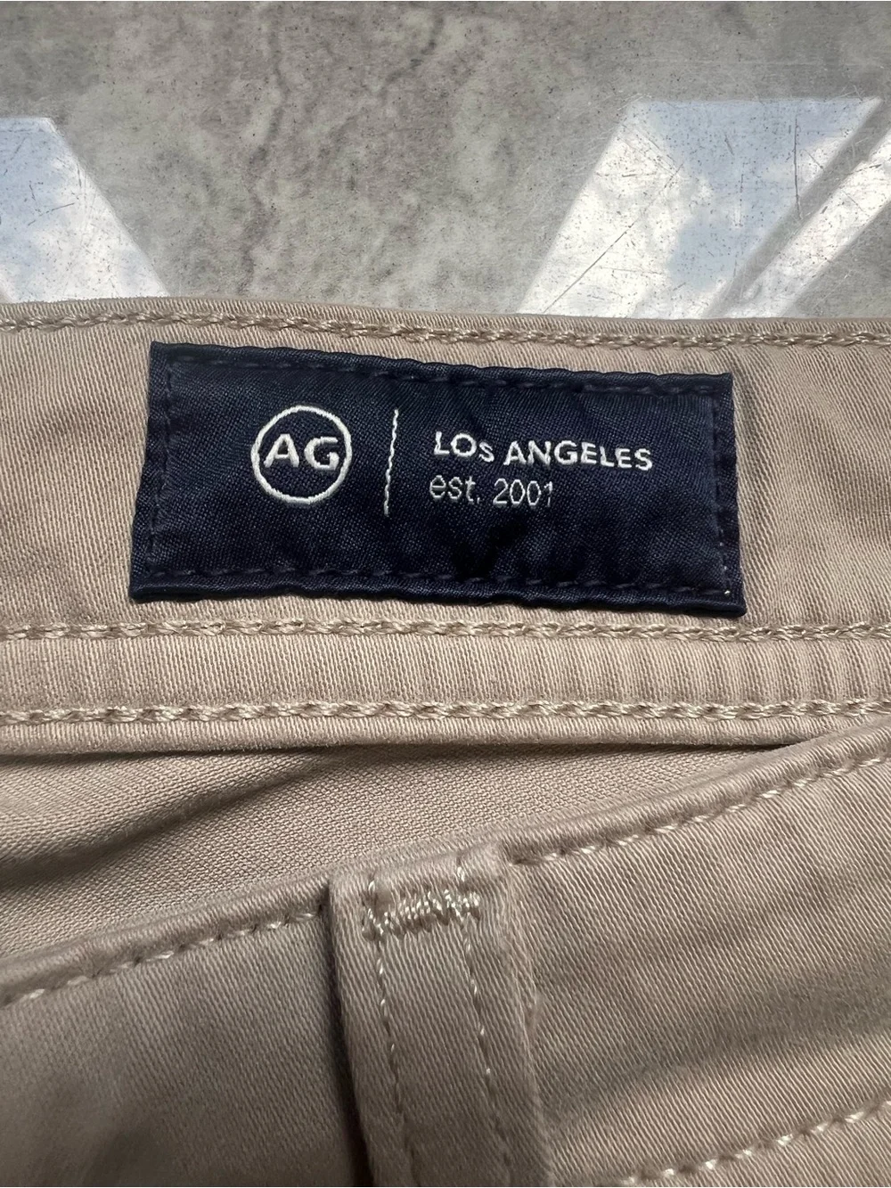 AG Adriano Goldschmied Tellis Modern Slim Pants Beige Khaki Italian Fabric 33x30